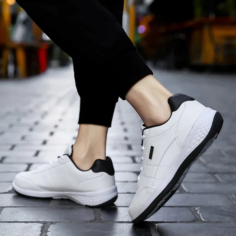 2024 New Golf Shoes Light Men's Casual Sports Shoes Breathable Waterproof Anti-slip Shoes Outdoor Men's Size 38-48