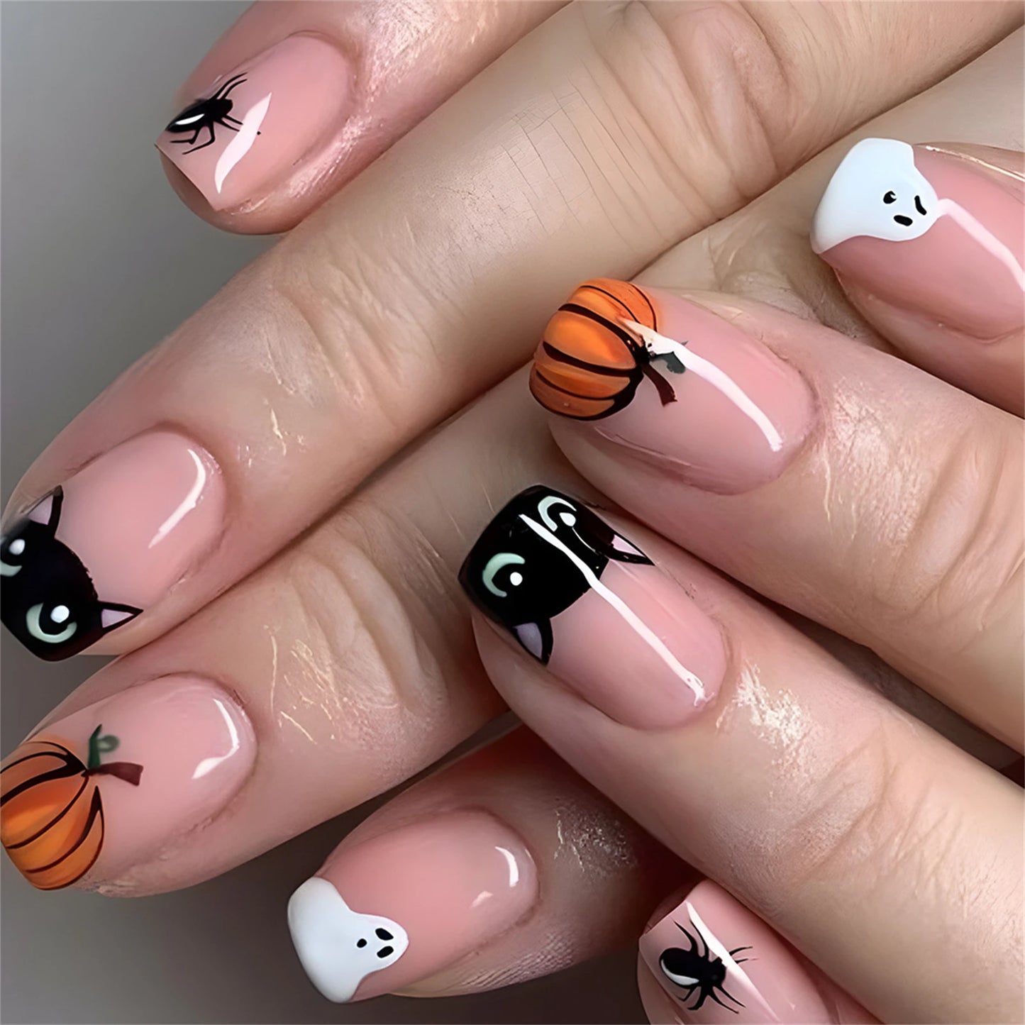 24pcs New Christmas False Nails Christmas Red Gift Box Pattern Design Fake Nail Tips for Girl Cute Short Coffin Press on Nails